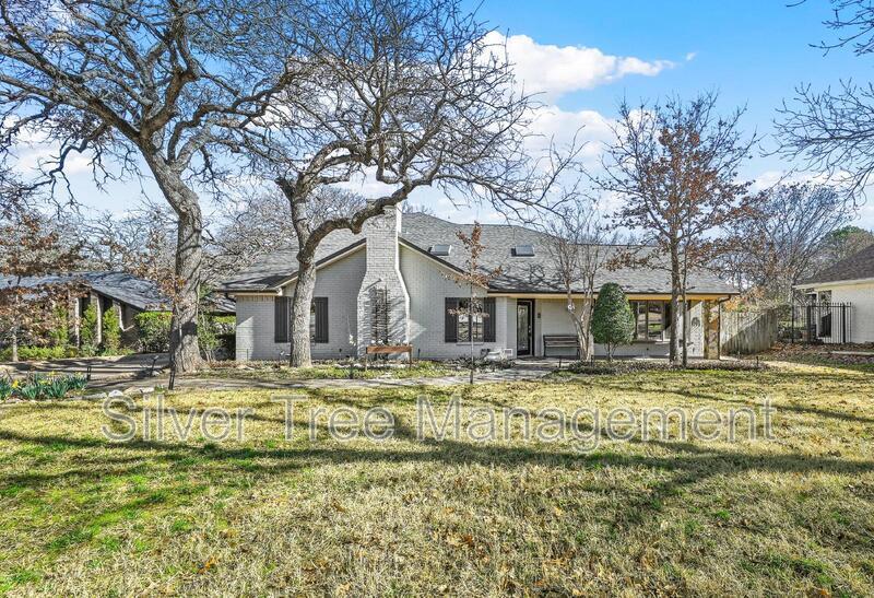 Foto principal - 9 Meadowbrook Ln