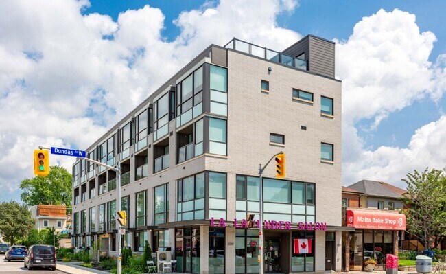 Building Photo - 3258 Dundas St W
