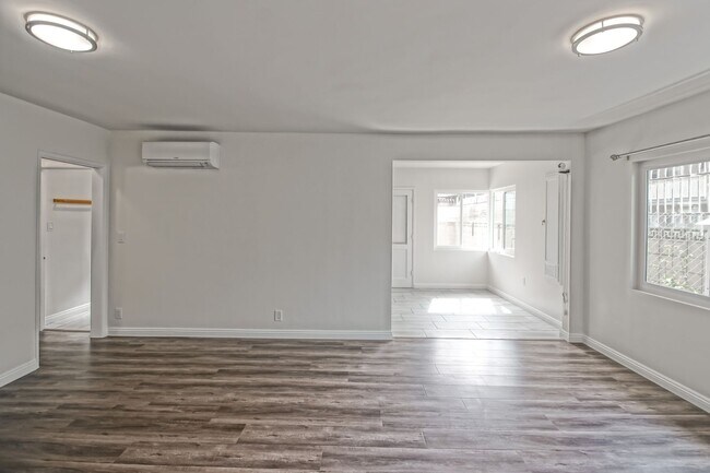 Foto del edificio - 11864 Manor Dr
