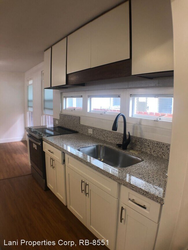 Building Photo - 3 br, 2 bath House - 3320 Herbert Street