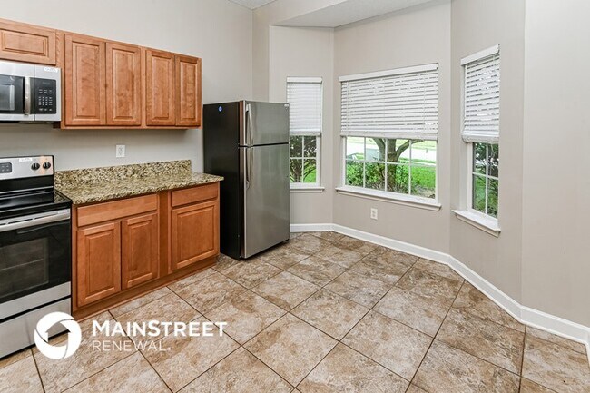 Foto del edificio - 4335 Looking Glass Ln