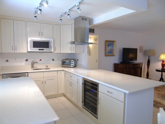 Foto del edificio - 219 Normandy Ln