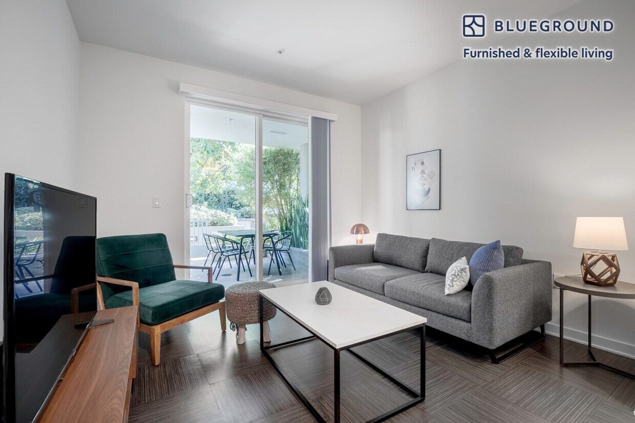 Foto principal - 13488 Maxella Ave