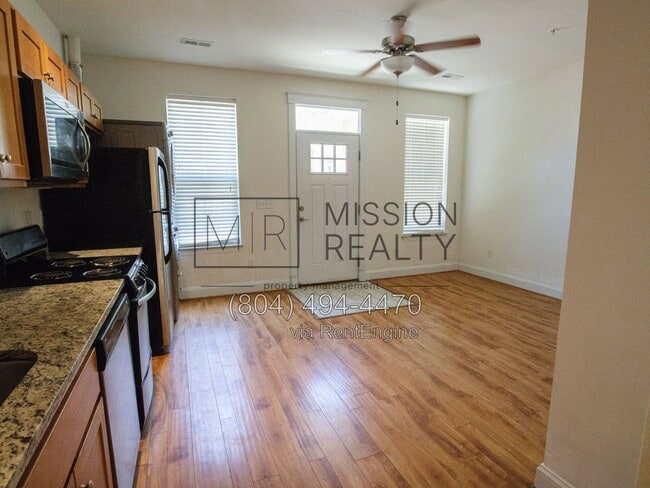 Building Photo - 11714 Chester Village Dr