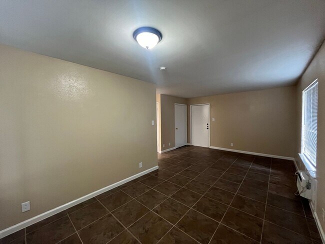 Building Photo - 631 Morningview Dr., San Antonio, TX. 78220