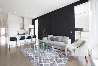 Building Photo - 2048 W Chicago Ave