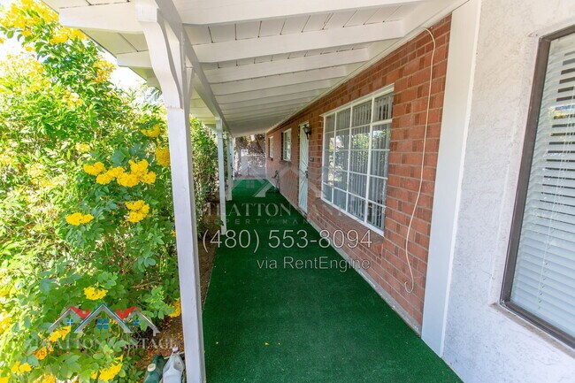 Foto del edificio - 8119 E Amelia Ave