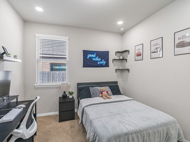 Building Photo - 14106 Pinebrook Thistle Ct