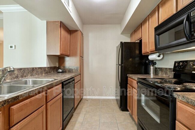 Foto del edificio - 8155 Jefferson Hwy