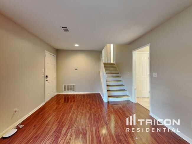 Foto del edificio - 4069 Valley Brook Rd