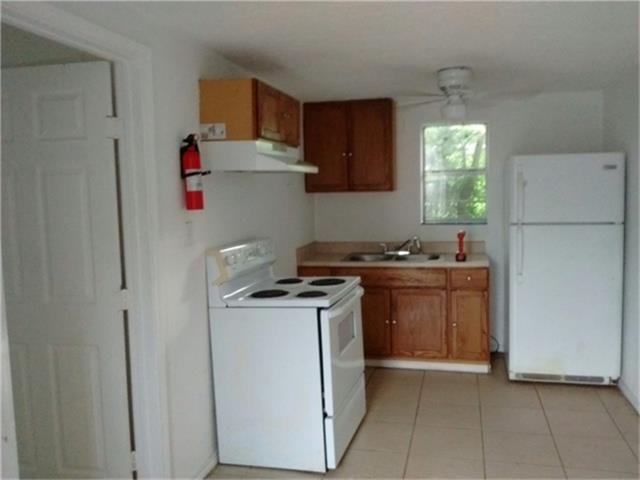 Building Photo - 2713 Cochran St