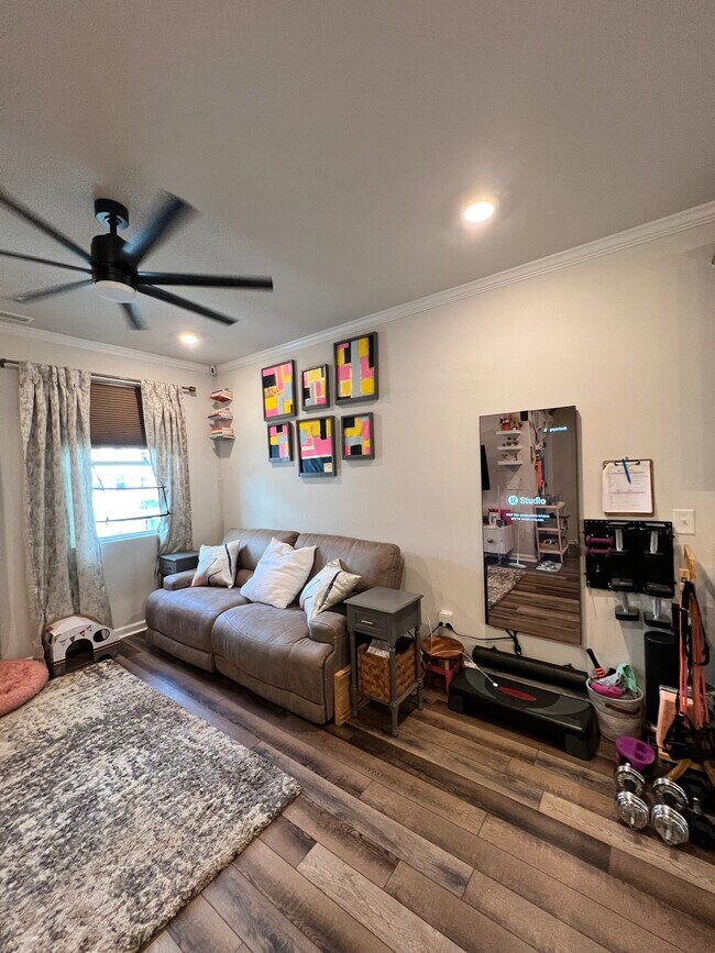 Foto del edificio - 2529 Laurel Valley Way