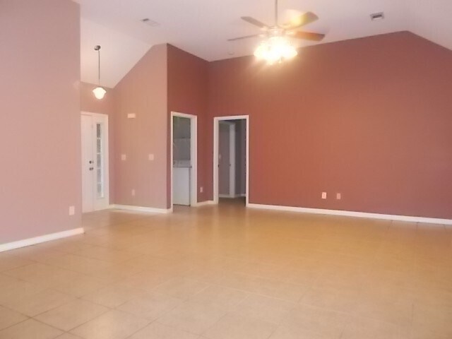 Foto del edificio - 1712 Auburn Ln