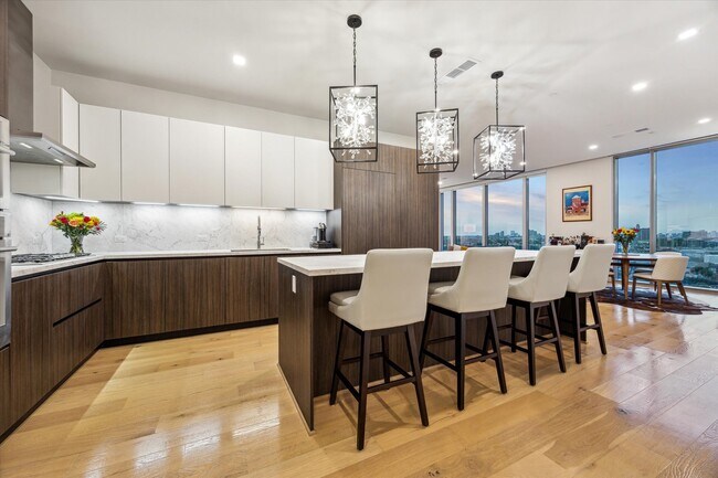 Foto del edificio - 1711 Allen Pkwy