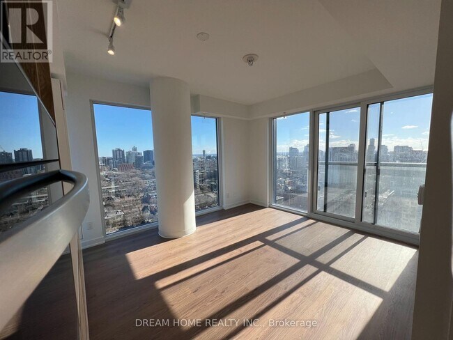 Photo du bâtiment - 319 Jarvis St