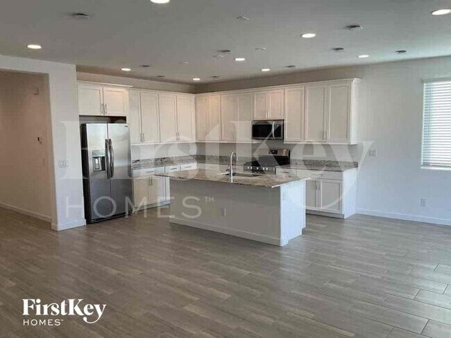 Building Photo - 11136 W Levi Dr
