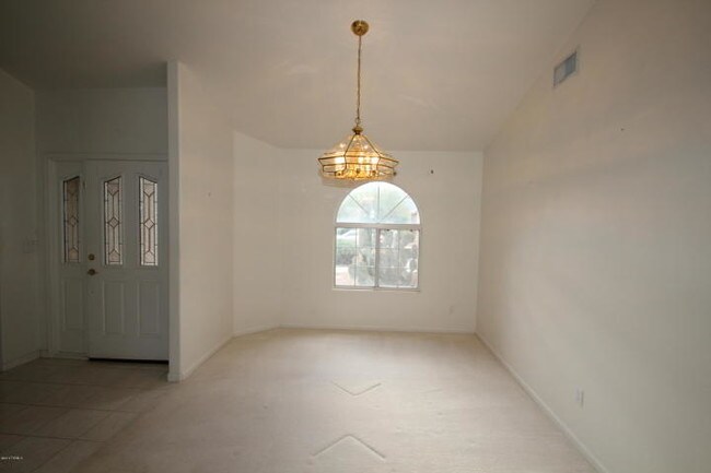 Building Photo - 11079 N Mountain Breeze Dr