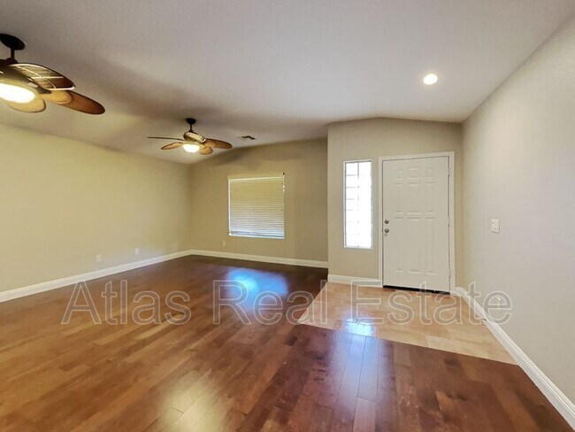 Building Photo - 21664 Dietz Dr