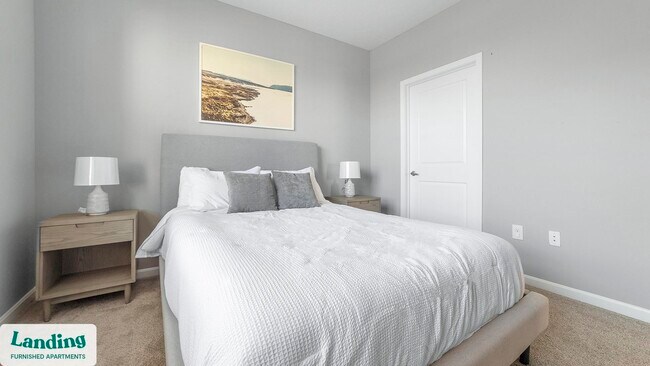 Foto del edificio - 6460 Chelsea Glen Dr