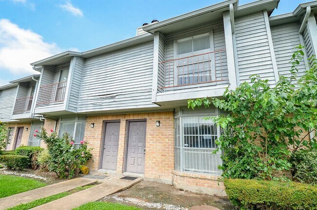 Foto del edificio - 9350 Country Creek St