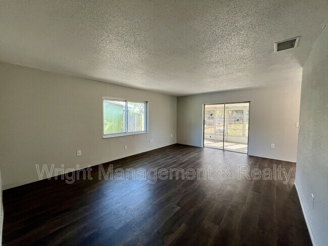 Building Photo - 5254 Brody Blvd