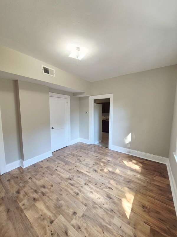 Foto del edificio - 3209 3rd Ave