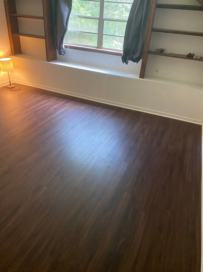 2do dormitorio o sala de estar - 1922 Willow Wisp Ln