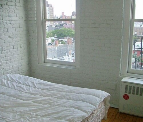 Foto del edificio - 97 Perry St