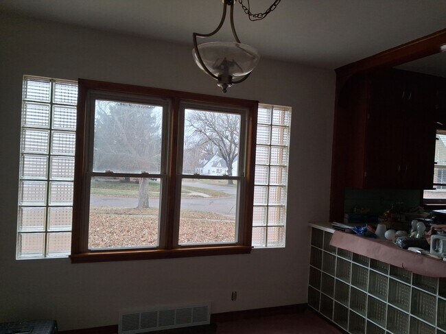 Cocina - 611 Fairview Ave