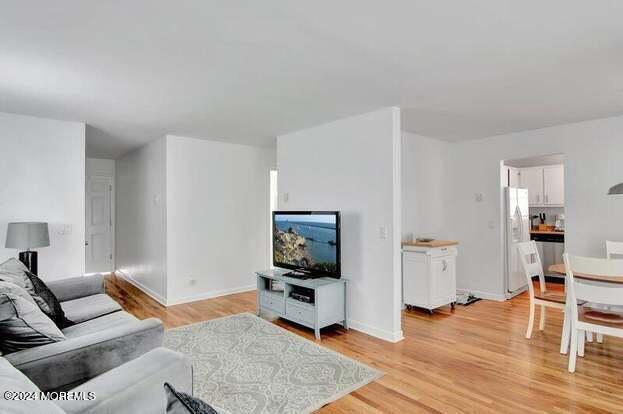 Foto del edificio - 139 Trenton Ave