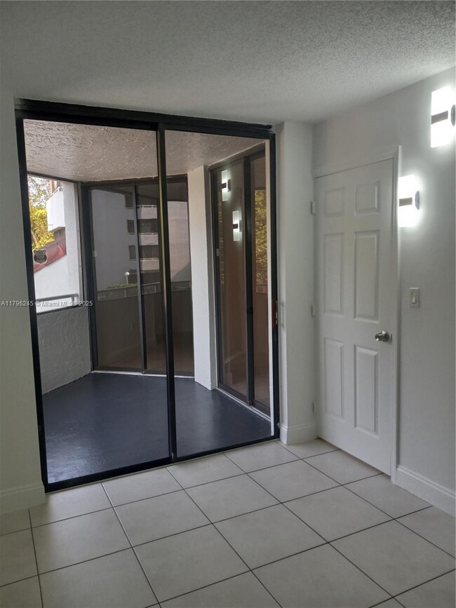 Building Photo - 8275 SW 152nd Ave