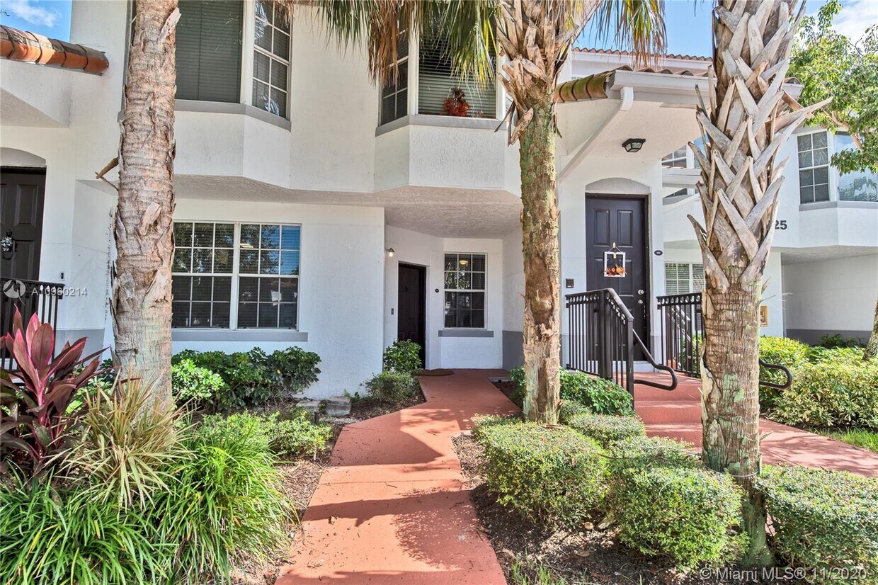 725 SW 148th Ave Unit 502, Davie, FL 33325 Condo for Rent in Davie