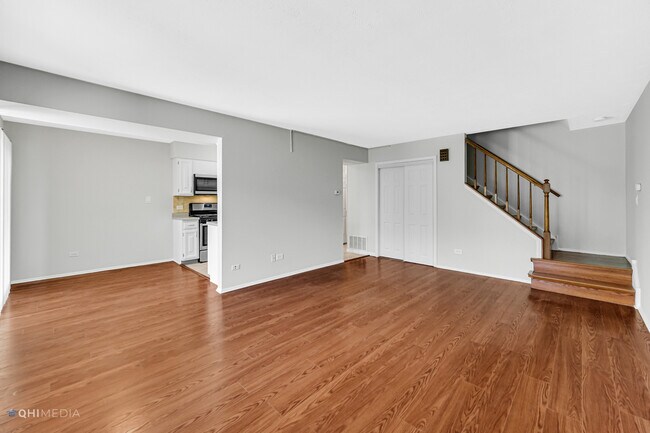 Foto del edificio - 471 Harrison Ct