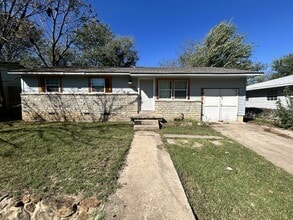Building Photo - 5510 N Johnstown Ave