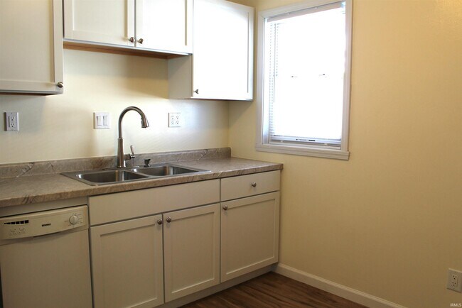 Foto del edificio - 2602 S Bryan St