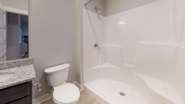 Building Photo - Lilac | Three Bedroom - no basement