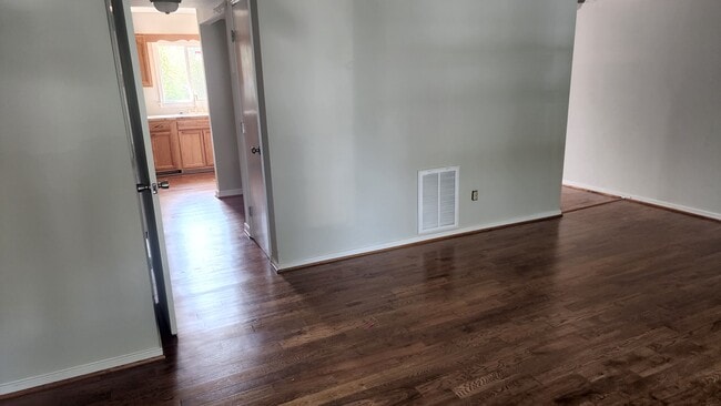 Foto del edificio - 1511 Lakeview Ave