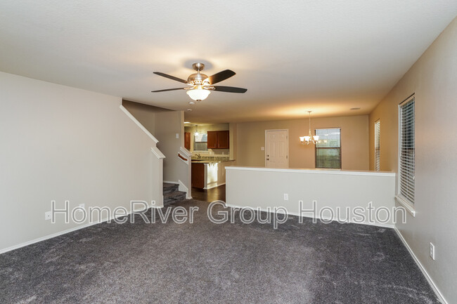 Building Photo - 18115 Valebluff Ln