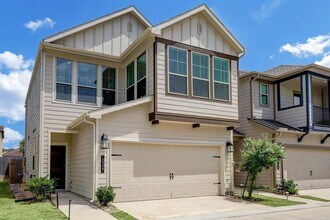 Building Photo - 10307 Harmon Smith Dr.