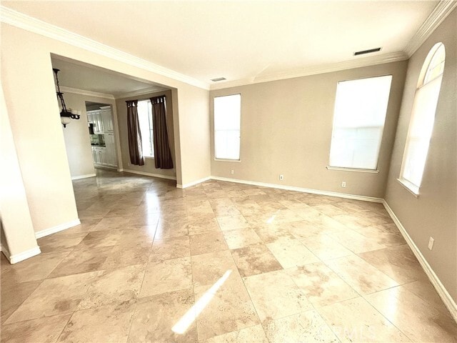 Building Photo - 16 Kingsway Dr