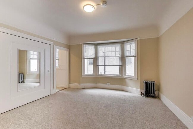 Building Photo - 1600 California St