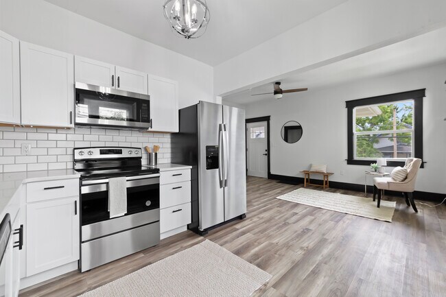 Foto del edificio - 810 19th St SE