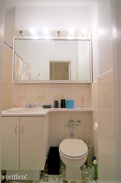 Building Photo - 112 W 72nd St