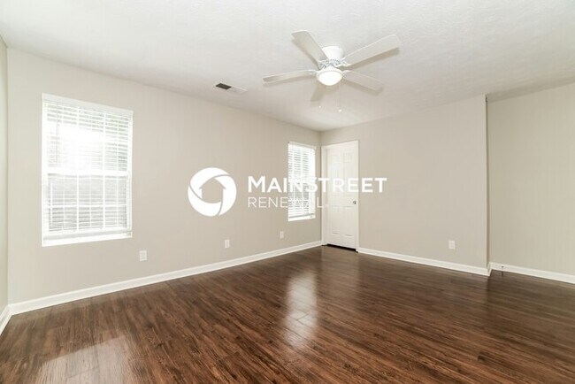 Building Photo - 3 Bedroom Pet-Friendly Home in Ellenwood, GA with Main Street Renewal