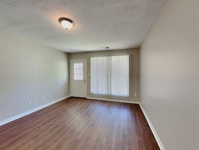 Building Photo - 6232 Epperson Dr