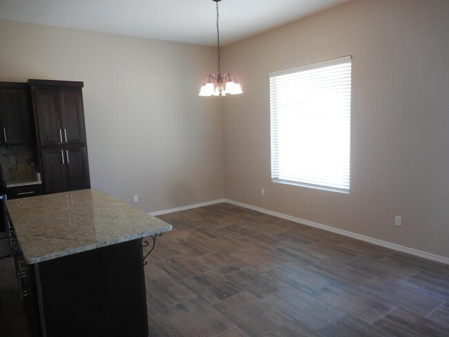 Building Photo - 3444 Dana Grey