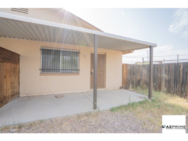 Building Photo - Welcome to this Charming and Affordable 2/...