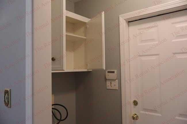 Building Photo - 2248 Loreco St
