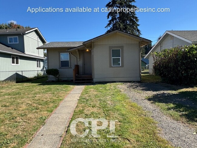 Building Photo - 146 16th Ave