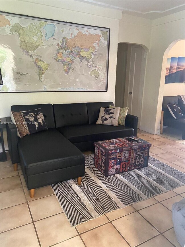 Foto del edificio - 6320 SW 58th Pl